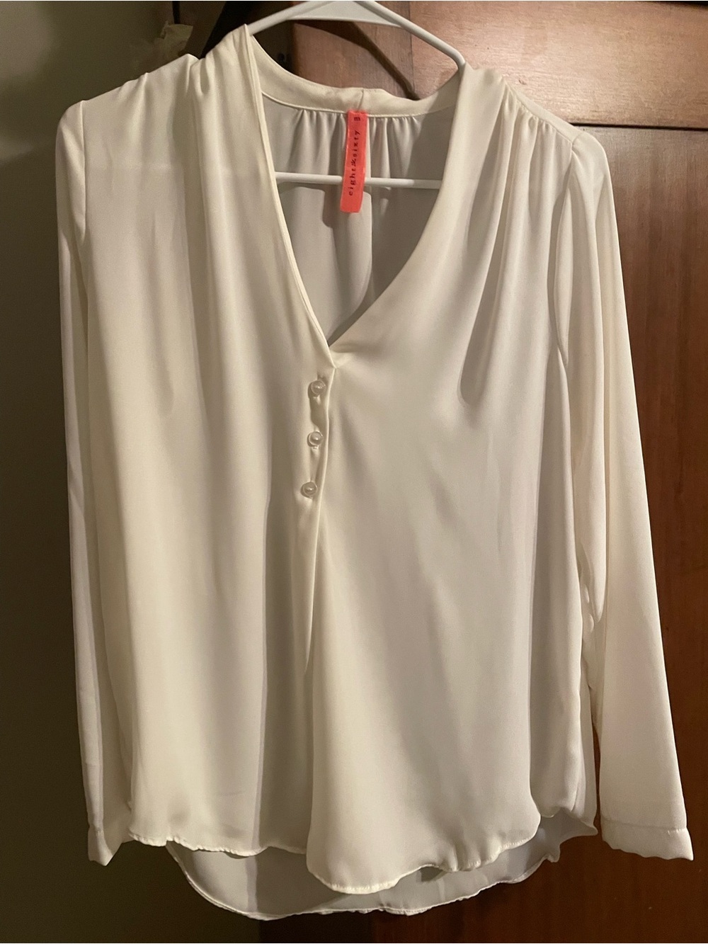 Eight Sixty Cream V-Neck Button-Front Blouse